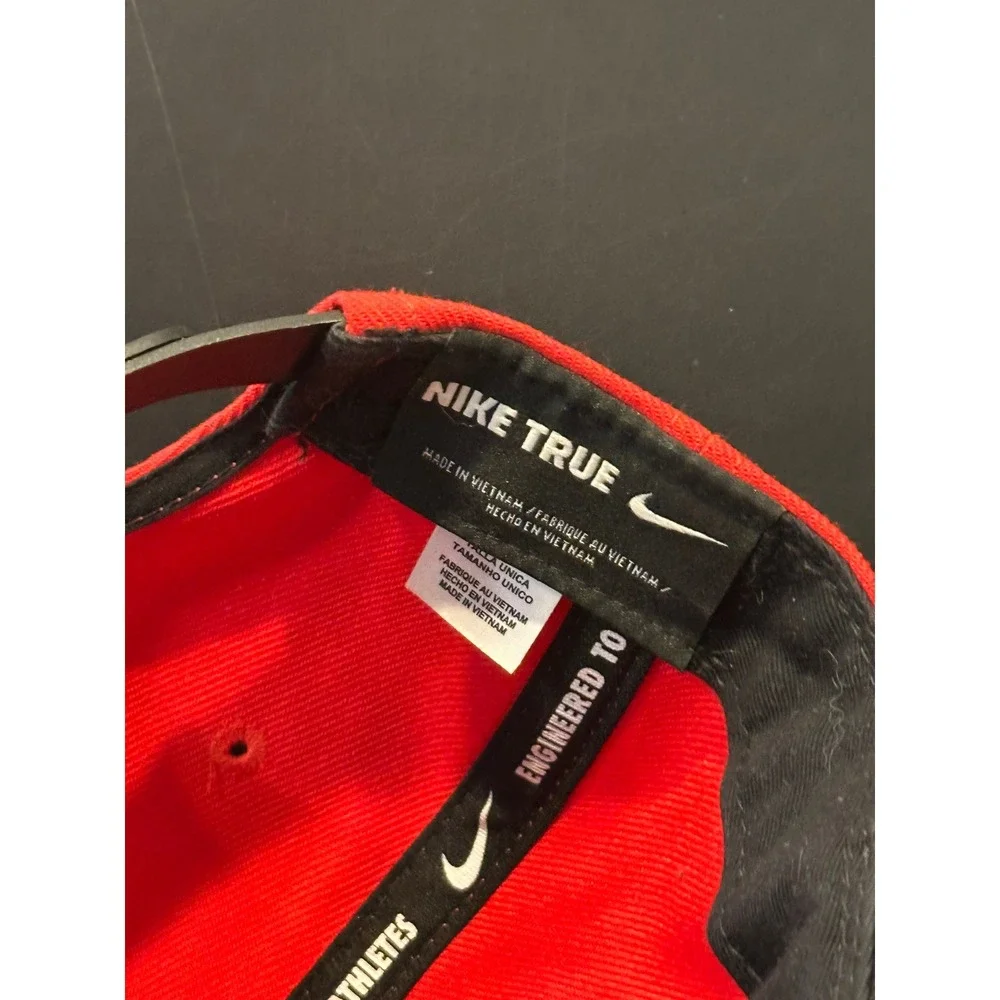 Nike‎ True Elite Snapback Hat Red Black Swoosh Adjustable Cap Mens One Size